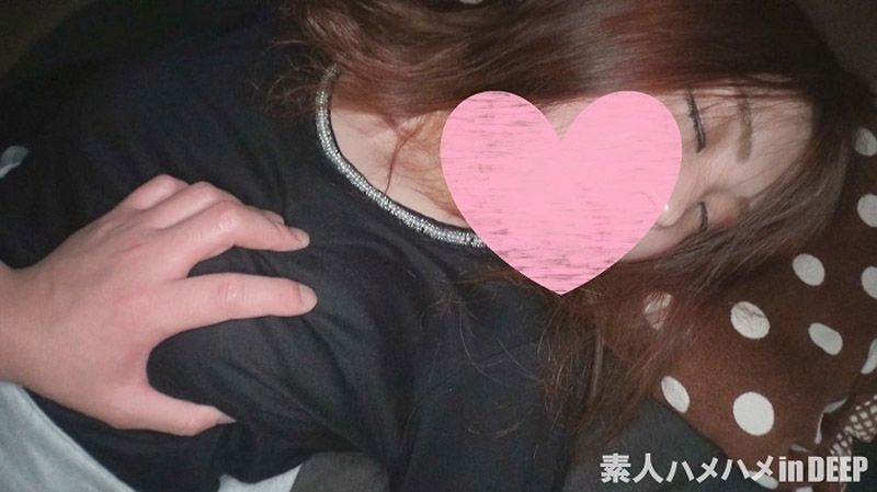 【無・素人私拍】讓人想當妹妹的女孩無毛私處中出！！承諾的夜襲